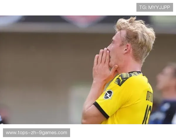 多特蒙德或在边路培养侧翼多面手以增强轮换弹性